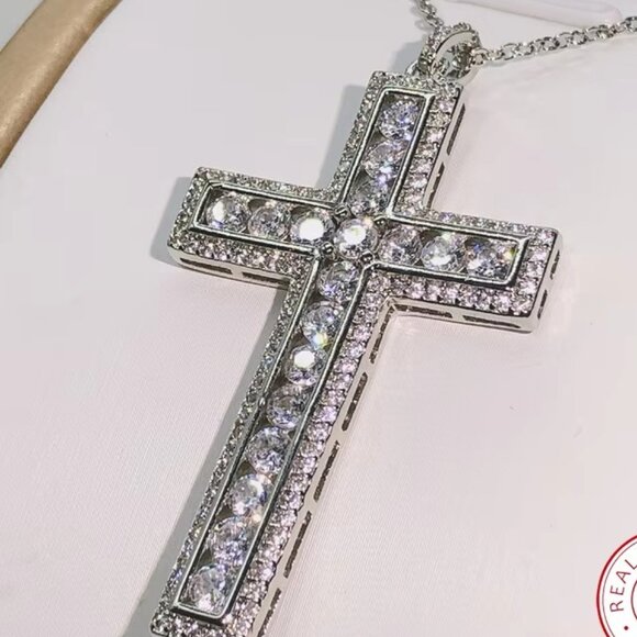 🆕 Large Halo 8.00 Ctw Diamond Cross and 18" Necklace 18k White Gold 🆕 - Picture 5 of 6